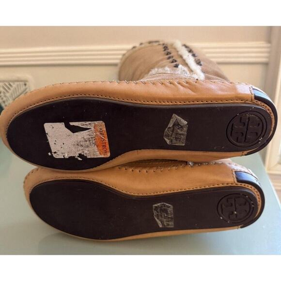 Tory Burch Crystal Tan ZuZu Embellished Suede Shearling Moccasin Talk Boots 7.5 - Picture 4 of 5